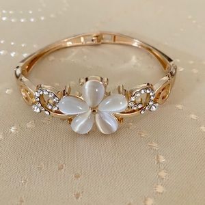 Flower Bracelet